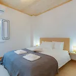 Renovated Historic ~Large & Cozy ~Casa Nespereira