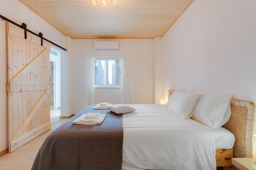 Apartment Renovated Historic ~large & Cozy ~casa Nespereira